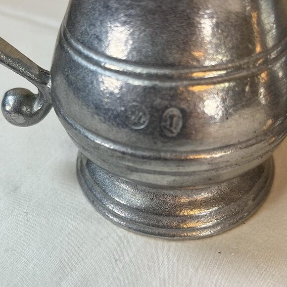 Vintage Wilton Armetale Tavern Mug Set of 2 Tavern Pub Renaissance Mancave Gift - Picture 3 of 6